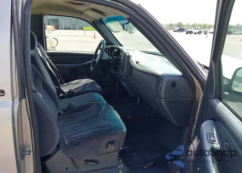 2000 GMC Sierra 1500 Sl z USA, uszkodzony, nr VIN 1GTEC14W6YE249841